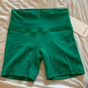 lululemon wunder train high rise short 6in raceway green. NWT!